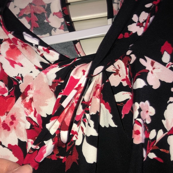 Liz Claiborne career top - Picture 3 of 6